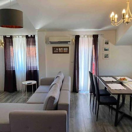 Apartment Near The Beach Split Exterior photo
